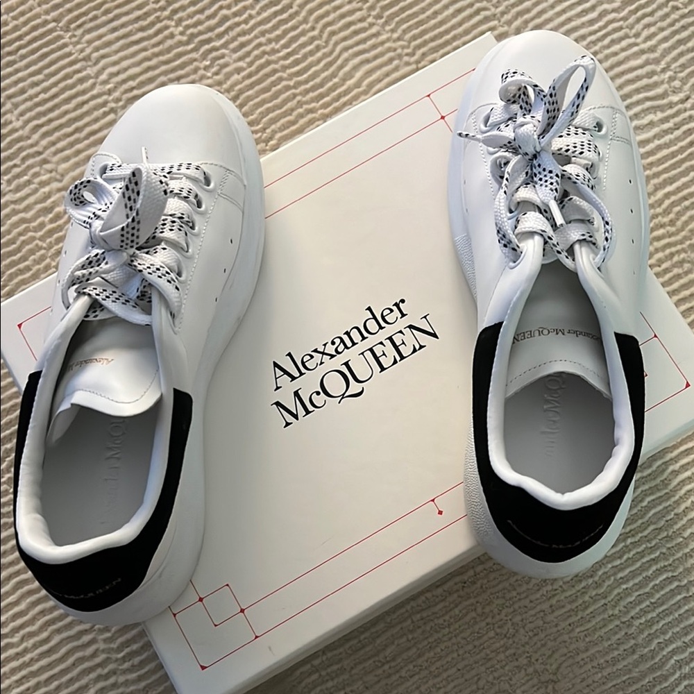 Alexander McQueen White and Black Sneakers - Picture 3 of 3